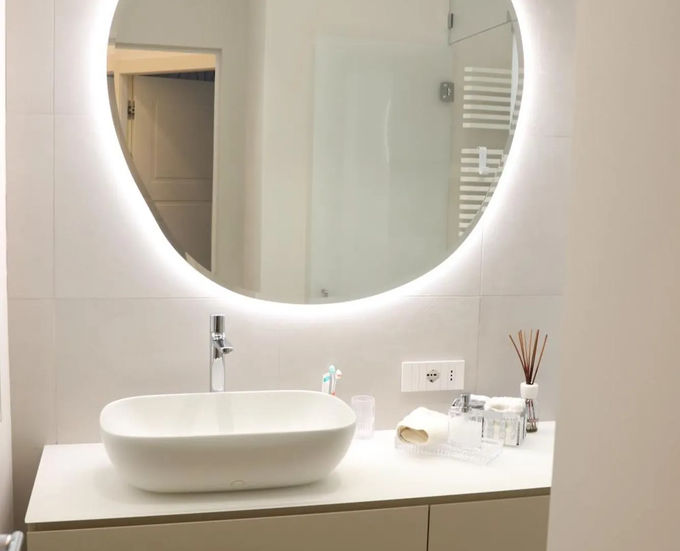 Apartment Sforza Suite In Downtown Milan